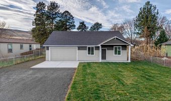 307 6th St, Benton City, WA 99320