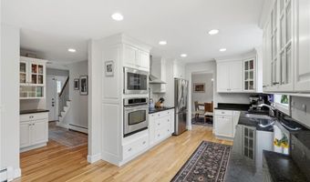 20 Sherman Ave, Bristol, RI 02809