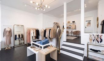 138 Spring St 1, Newport, RI 02840