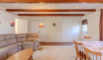 35 Maple Ave, Villas, NJ 08251