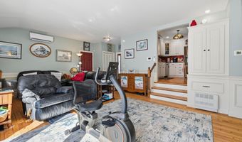 34 Windsor Ave, Augusta, ME 04330