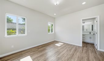 1379 A Manu Aloha St B, Kailua, HI 96734