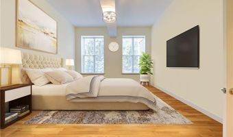 2 School St 403, Lincoln, RI 02802