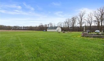 12488 Baumhart Rd, Amherst, OH 44001