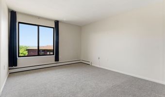 2316 Cromwell Hills Dr 2316, Cromwell, CT 06416