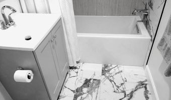 55 SKYHILL Rd 101, Alexandria, VA 22314