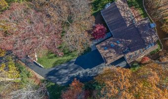 5 Karen Dr, Barrington, RI 02806