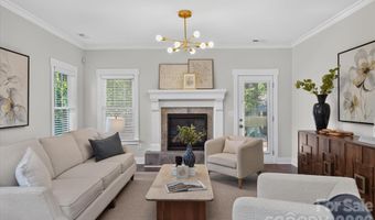 2562 Roseview Ln, Charlotte, NC 28205