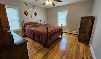 461 River Rd, Lincoln, RI 02865