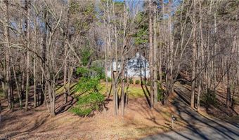 1211 Canterbury Trl, Asheboro, NC 27205