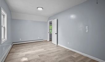 135 Lippitt Ave, Cranston, RI 02921