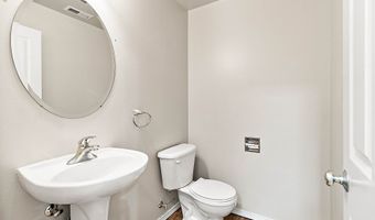 935 67th St SE, Auburn, WA 98092