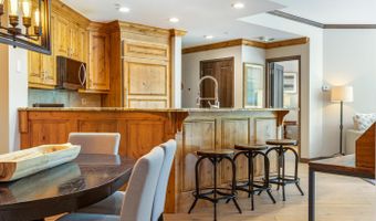 32 Highlands Ln 203, Beaver Creek, CO 81620