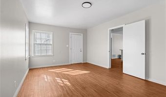 917 E Street NW, Ardmore, OK 73401