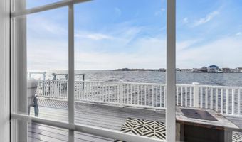 29 Bowsprit Dr, Bayville, NJ 08721