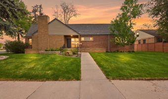 318 W 2ND Ave, Cheyenne, WY 82001