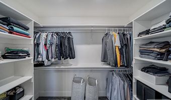 576 Hollow Dr, Ammon, ID 83401