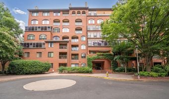 1029 N STUART St 307, Arlington, VA 22201