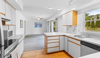 12422 SARAH Ln, Bowie, MD 20715