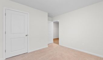 572 Woodland Farms Cir, Aynor, SC 29511