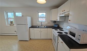 70 Carroll Ave 1004, Newport, RI 02840