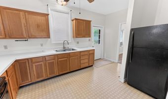 102 DELAWARE Ave, Delmar, DE 19940
