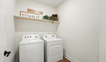 1479 N 162nd Ter, Basehor, KS 66007
