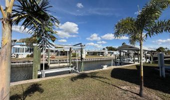 134 W SAINT ANNES Cir, Apollo Beach, FL 33572