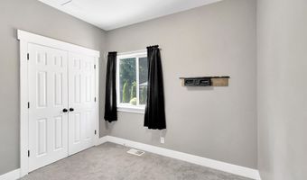 680 E 19th St, Burley, ID 83318