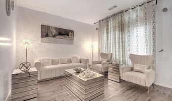 1120 N CROSSCREEK Dr, Chandler, AZ 85225