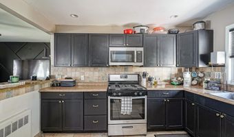 317 Pine St, Absecon, NJ 08201