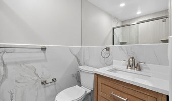 204 KENNEDY Blvd 1, Bayonne, NJ 07002