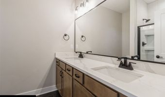 3605 NW 27th St, Ankeny, IA 50023
