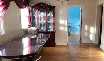 111 Aster St, Warwick, RI 02888