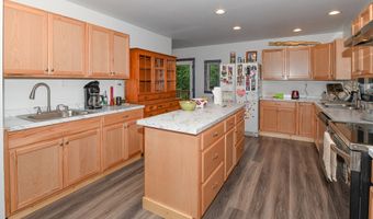 130 Farmers Hill Rd, Andover, ME 04216