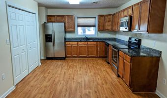 611 Broad River Dr, Beaufort, SC 29906