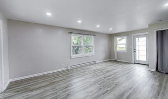 43173 N Lake Ave, Antioch, IL 60002