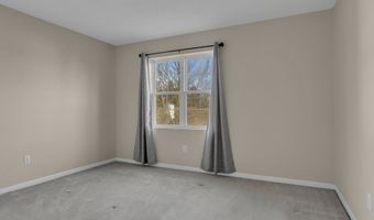 20 Lakeview Dr 20, Branford, CT 06405