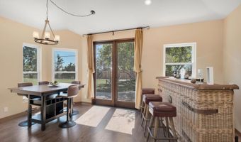 3181 Goldenspur Dr, Camarillo, CA 93010