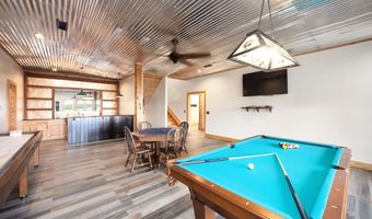 685 River Oaks Dr, Big Sandy, TN 38221