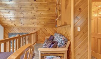 30 Beaver Bog Ln, Abbot, ME 04406