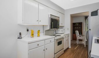 38 GREAT PINES Ct, Rockville, MD 20850