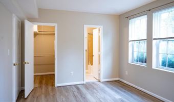 1721 N QUEENS Ln #1-104, Arlington, VA 22201