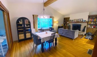 76 Mulligan Rd, Athens, OH 45701