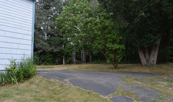 227 Cony Rd, Augusta, ME 04330