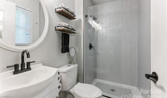 10 Muirfield Dr, Arden, NC 28704