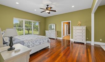 1801 N Dewey St, Auburn, IN 46706