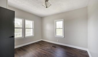 702 13th St, Altavista, VA 24517