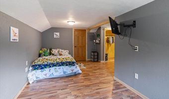 522 S 3rd St, Aurora, MN 55705