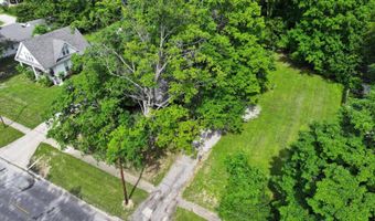 320 N Fourth St, Albion, IL 62806
